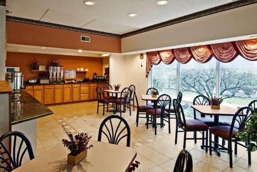 Americas Best Value Inn & Suites Waukegan Gurnee