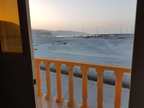 Kamzar Beach Furnished Apartments