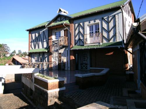 Фасада на хотела, Marciloui in Antsirabe