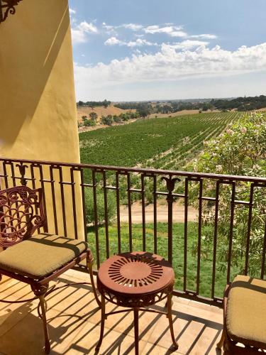 CaliPaso Winery & Villa in Wellsona