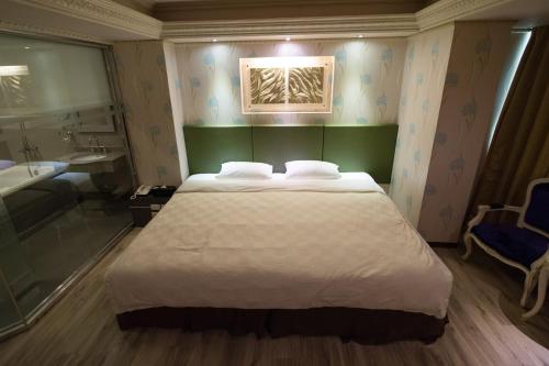 Mila Hotel – Taichung, KY