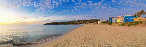 Beach, BIG4 Mornington Peninsula Holiday Park in Frankston