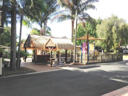 Dotări, Kaloha Holiday Resort Phillip Island in Insula Phillip