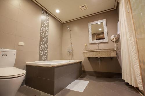 Mila Hotel – Taichung, KY