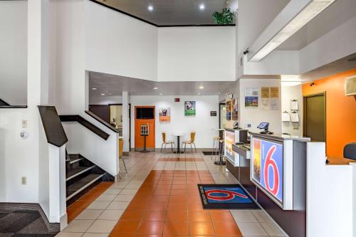 Előcsarnok, Motel 6 Bozeman, MT in Bozeman (Montana)