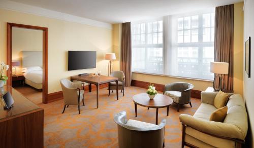 Фотография номера гостиницы Park Hyatt Hamburg