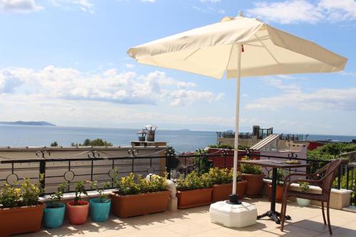 Hotel Peninsula - image 2