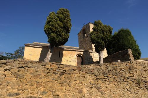 MADRES CORONAT a JUJOLS 66360 gîte à louer Evol