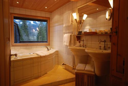 111959541 Hotel Alpenrose mit Gourmet-Restaurant Azalée