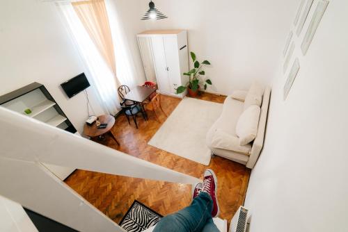 

Mathe Apartments 3