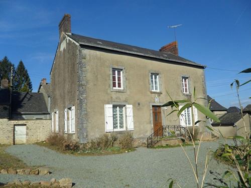 Refuge de Saint Martin de Connée Mayenne chambre d'hôte Bois des Rougeries