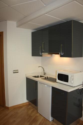 Apartamentos Avenida - image 11