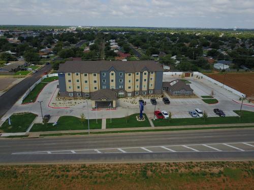 Microtel Inn and Suites by Wyndham Lubbock