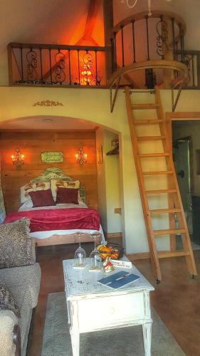 Rumpelstilzchen Two-Bedroom Cottage image 3