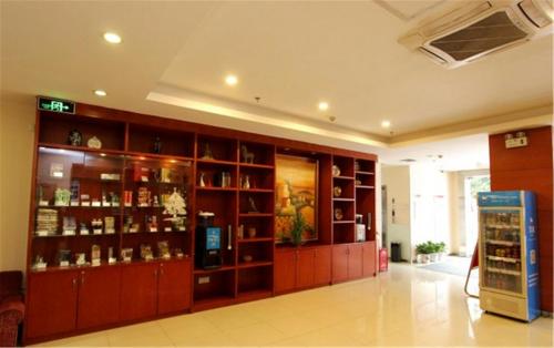 Hanting Express Suzhou Xinguanqian
