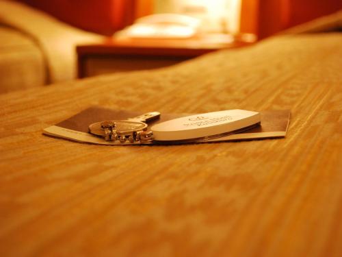 room detail thumbnail 1