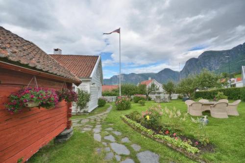 Vangsgaarden Gjestgiveri