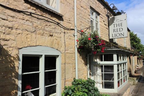 The Red Lion Inn 1