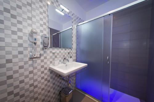 Borghese Executive Suite - image 5