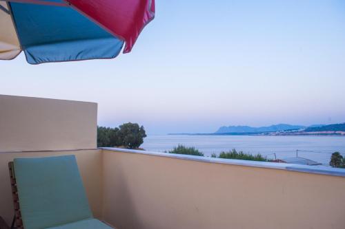 Poco Loco Bed & Breakfast - image 11