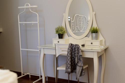 Borghese Executive Suite - image 7