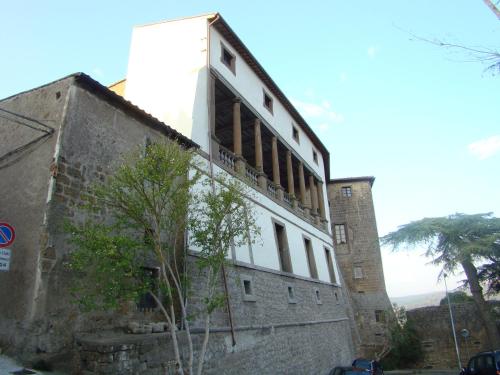 Palazzo Orsini in Mugnano