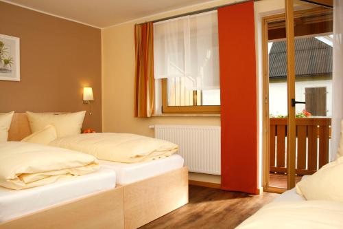 Hotel Gasthof zur Post in Barnau