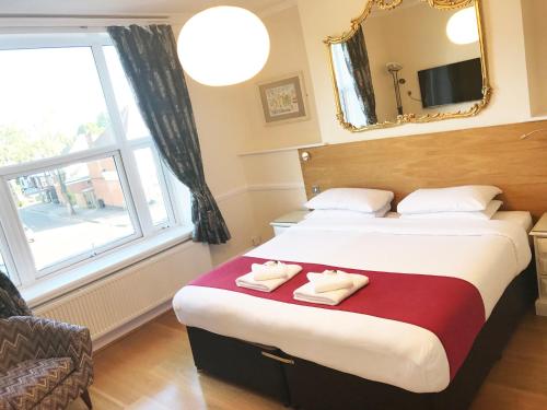 room detail thumbnail 1