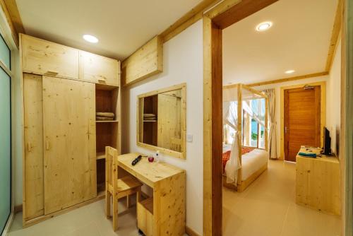 WAVE SOUND by 3S Maldives
