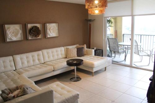 6-502 Amazing Water View - Three Bedrooms photo 3