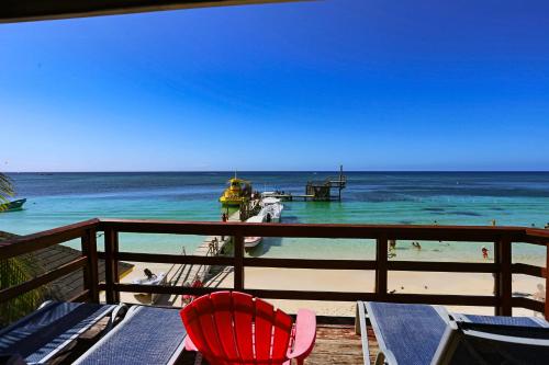 Fosters West Bay Resort - 전망