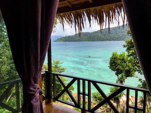 Bayview Sunset Room Type - Deluxe Bungalow with Sea View