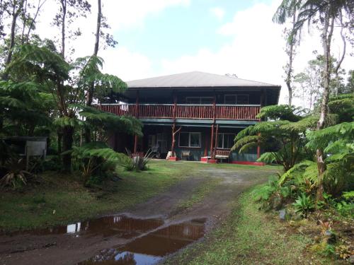 B&B Volcano - Aloha Crater Lodge - Bed and Breakfast Volcano