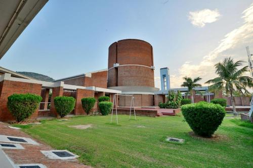 Vista exterior, Indo Hokke Hotel in Rajgir
