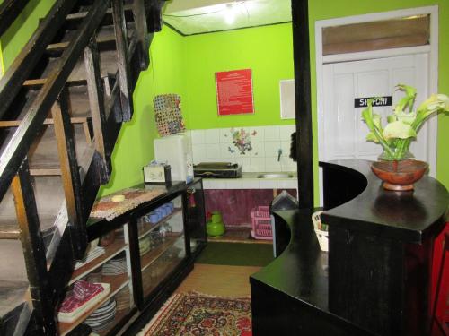 Kitchen, Green Savannah Homestay Syariah in Dieng Kulon