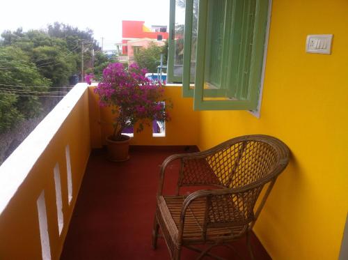 Blue Moon Guest House - Anupuram