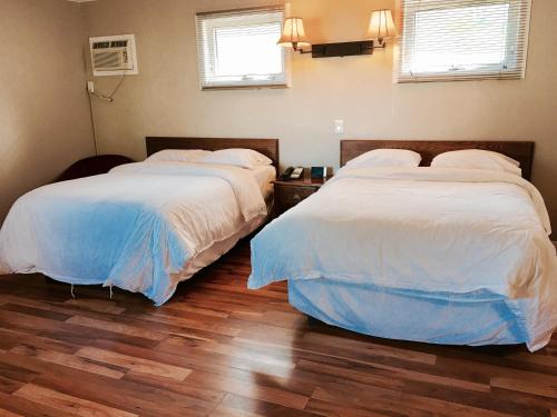 Deluxe Double Room with Two Double Beds