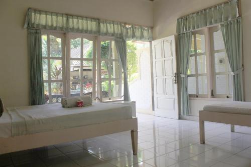 Taman Lilys Hotel in Lovina part