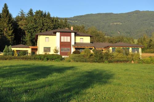 Wellness Pension Waldhof - Accommodation - Sankt Georgen