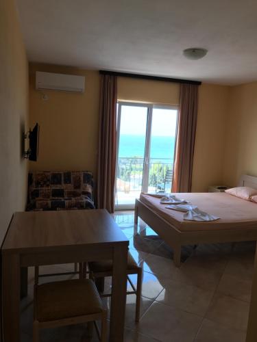 Apartment with Balcony image 10