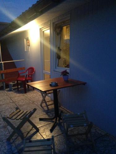 Krone Hostel in أوزهوجورود