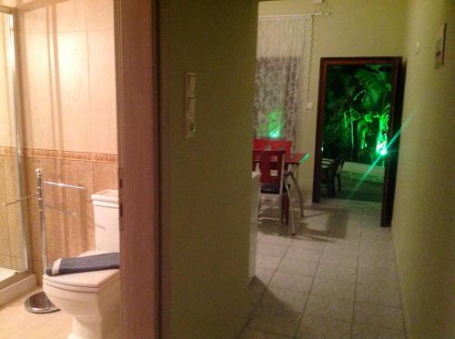 One-Bedroom Apartment (4 Adults) image 3
