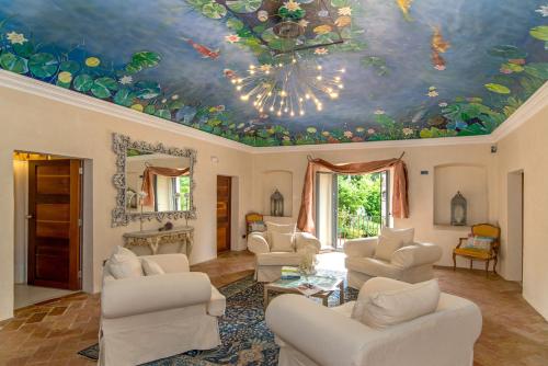 Mas Carreras 1846 HISTORIC LUXURY HOUSE in Bordils