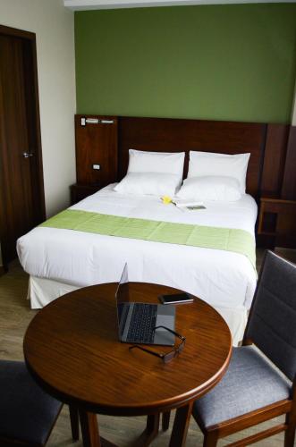 112240744 Hotel San Agustin Plaza