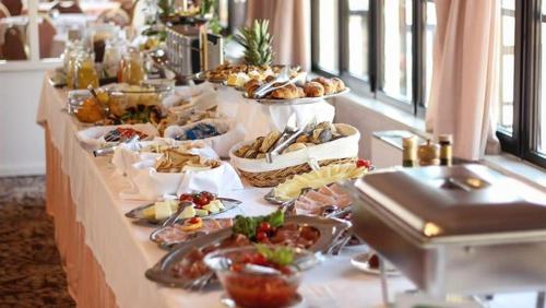Hotel Europa Signa in Сінья