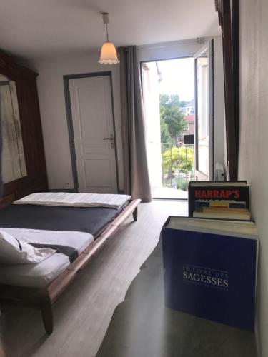 Gite Ancien Relais de Saint-Jacques Room Type - Apartment with Garden View