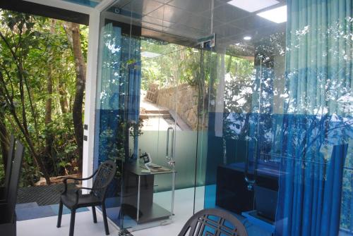 Glass Rooms Accommodations Adam's peak