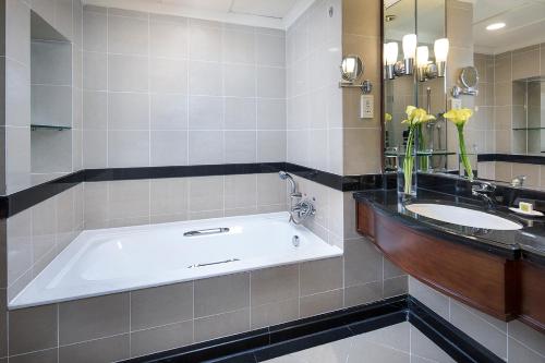 Wyndham Beijing North Hotel Room Type - Superior Twin Room - Non-Smoking