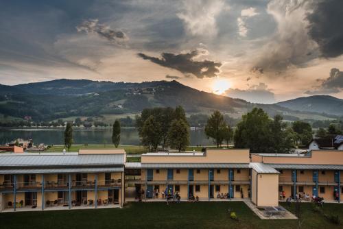 JUFA  Stubenbergsee, Pension in Stubenberg