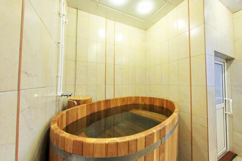 Aquarius Hotel Stop at Aquarius Hotel to discover the wonders of Saint Petersburg. The property features a wide range of facilities to make your stay a pleasant experience. Service-minded staff will welcome and guid